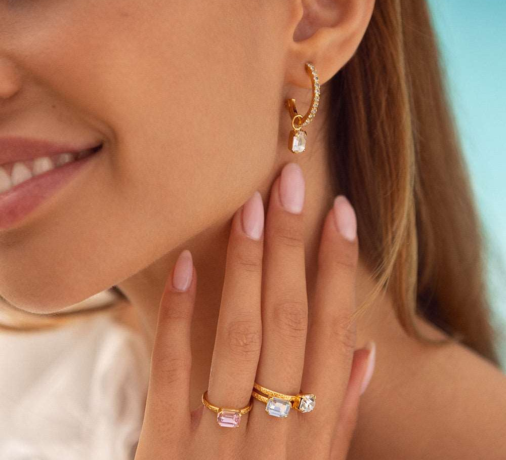 Emila Earrings / Crystal