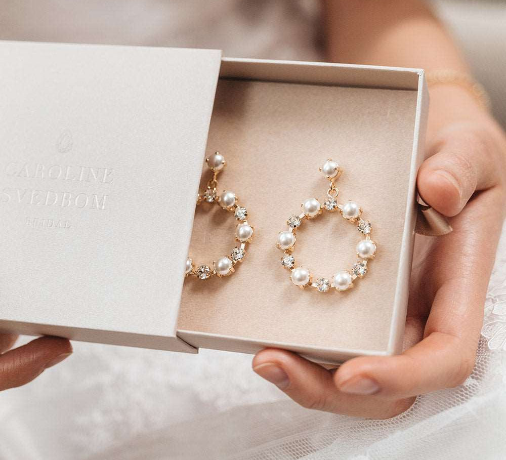 Eternity Pearl Earrings / Pearl + Crystal