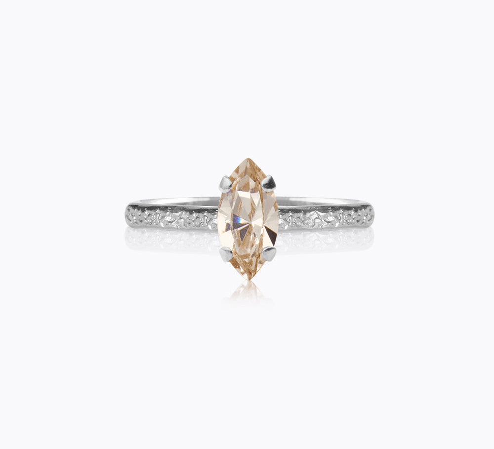 Caroline Svedbom - Petite Navette Ring Light Silk Rhodium