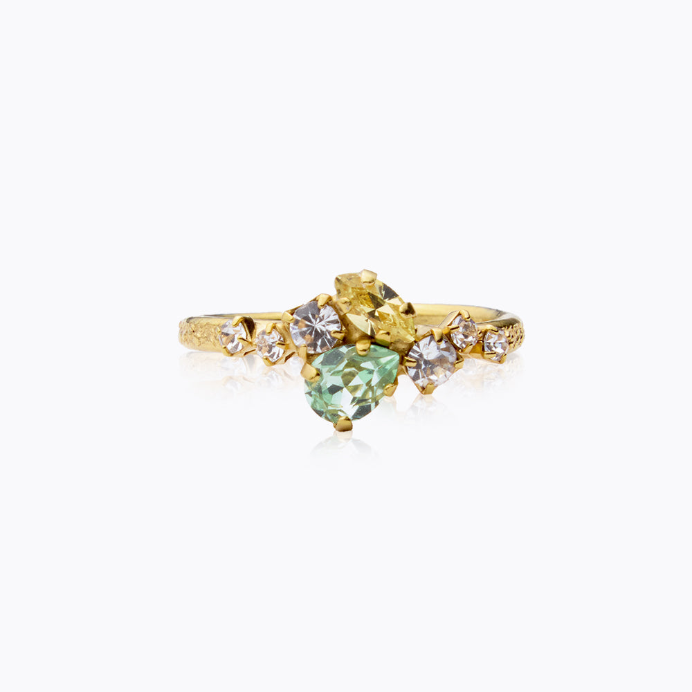 Caroline Svedbom - Sandra Ring Chrysolite Jonquil Gold