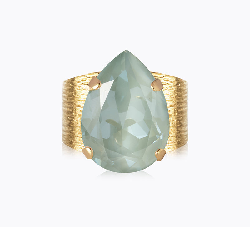 Caroline Svedbom - Classic Drop Ring Agave Ignite Gold
