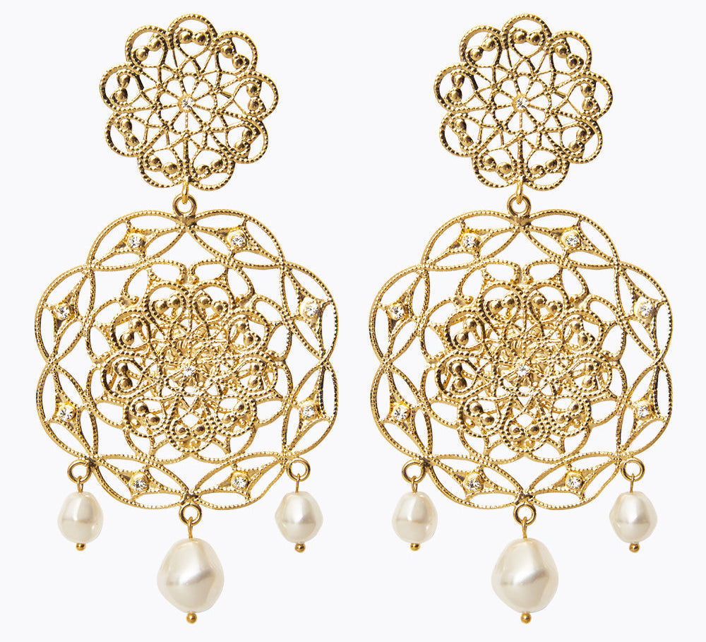 Caroline Svedbom - Gardenia Pearl Earrings Pearl Gold