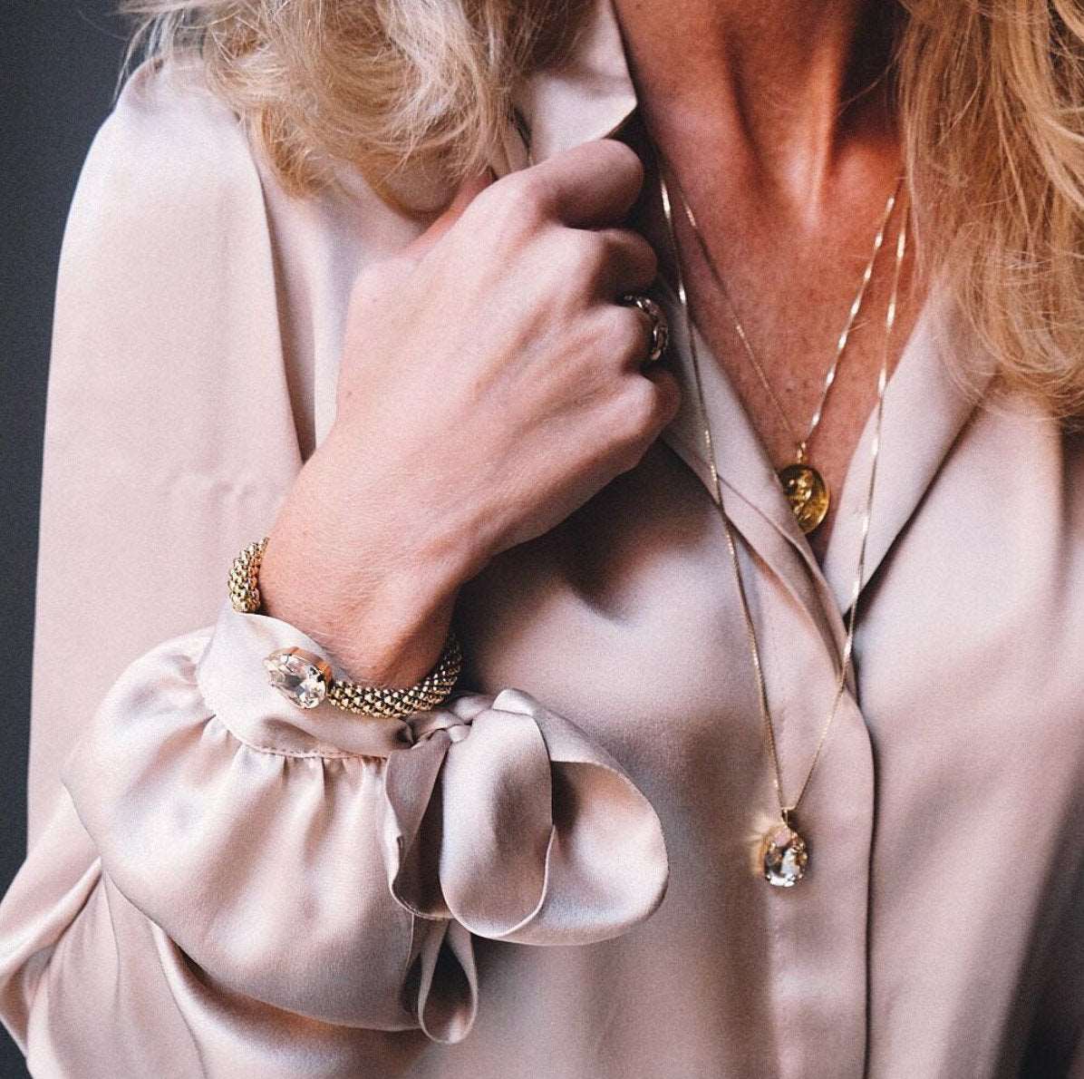 Classic Drop Necklace / Silk