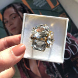 https://cdn.shopify.com/s/files/1/2717/9338/files/Carolina_Ring_Crystal.mp4?v=1587715266